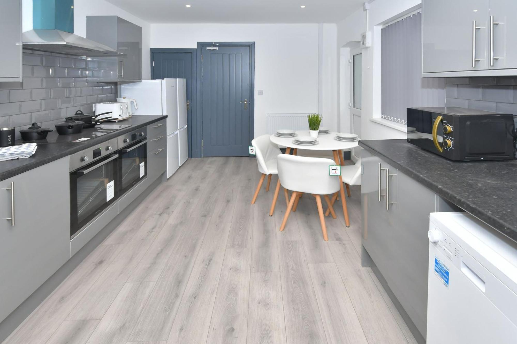 Townhouse @ 24 Brunswick Place Stoke Etruria 外观 照片
