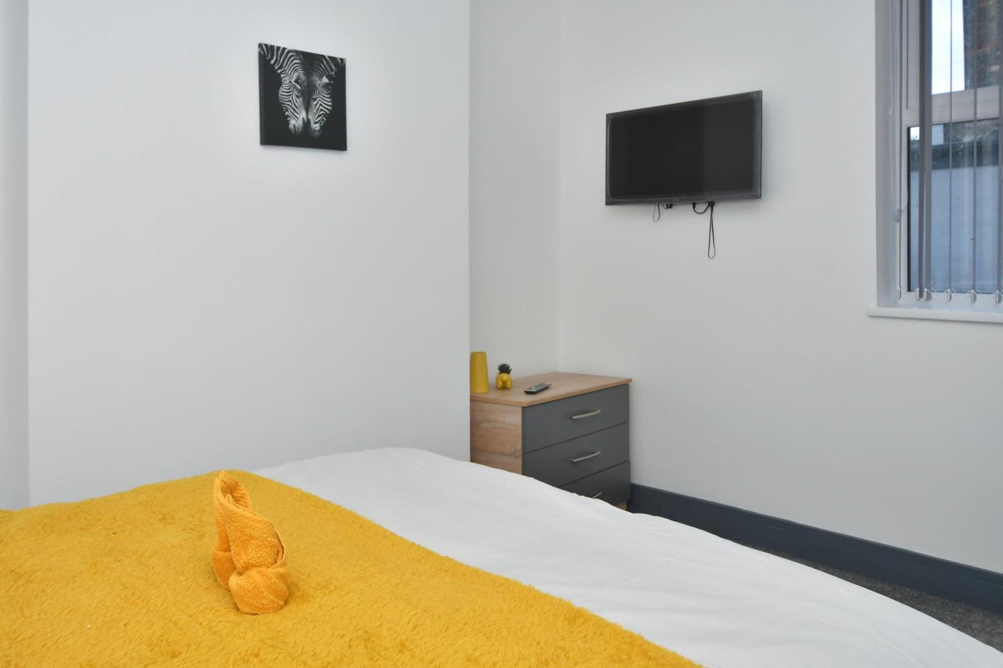 Townhouse @ 24 Brunswick Place Stoke Etruria 外观 照片